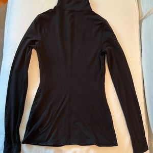 Lululemon black turtleneck size 0